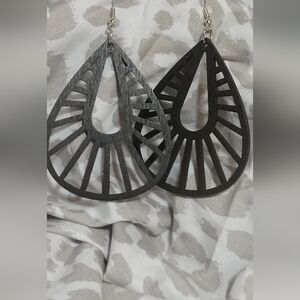 NWT Black Earrings for Ladies